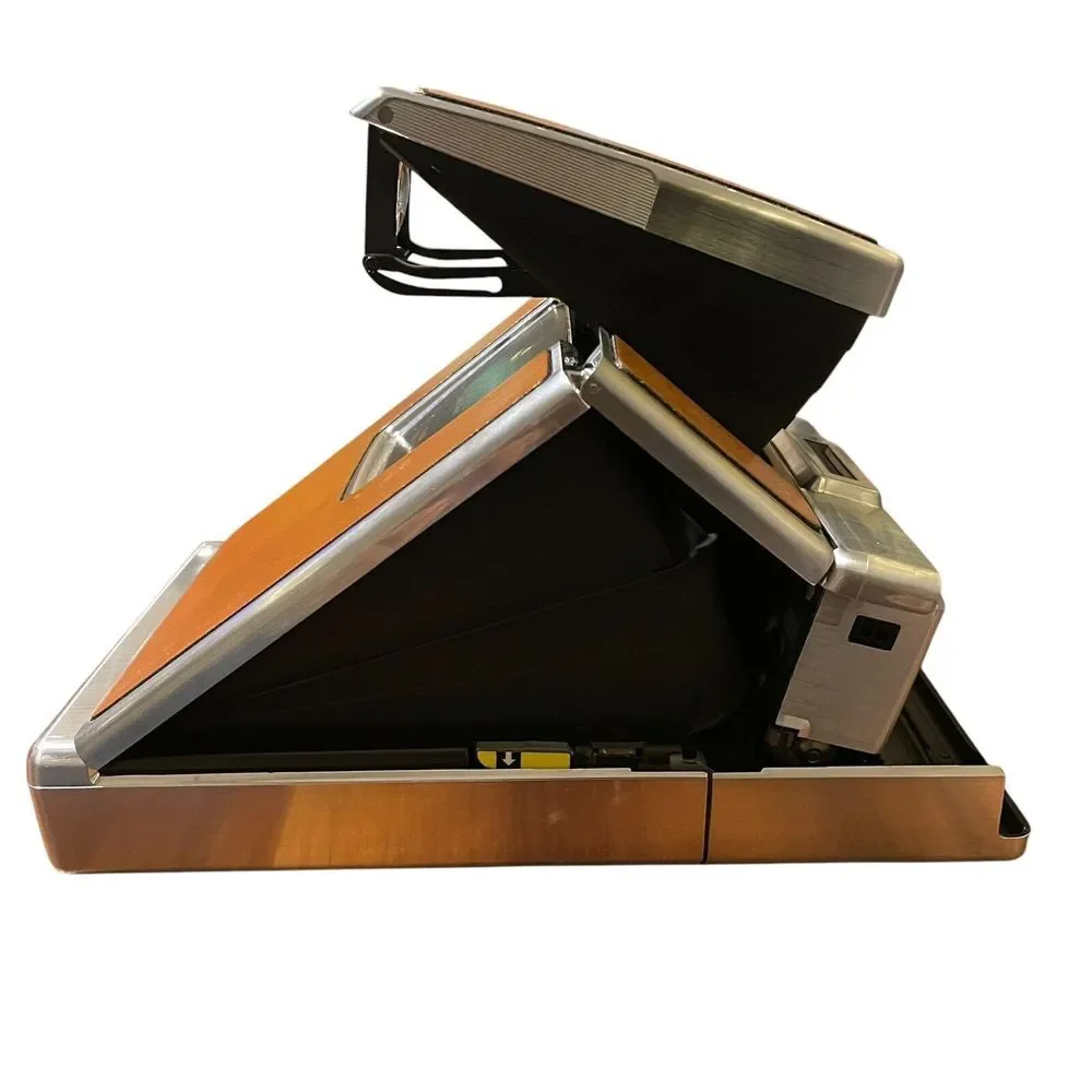 Vintage Polaroid SX-70 Land Camera Instant Film Camera Flash‎ and Case Untested